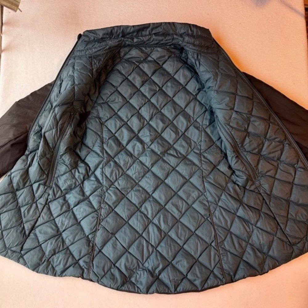 Lululemon Womens Run Turn Around Reversible Down Jacket in black and teal Sz 8 - Picture 6 of 11